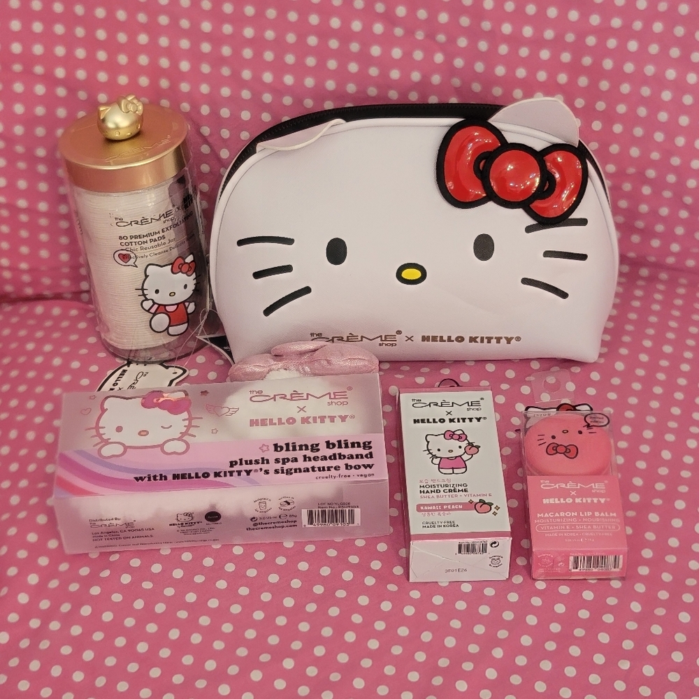 NWT Hello Kitty cosmetic beauty bundle makeup bag CREME